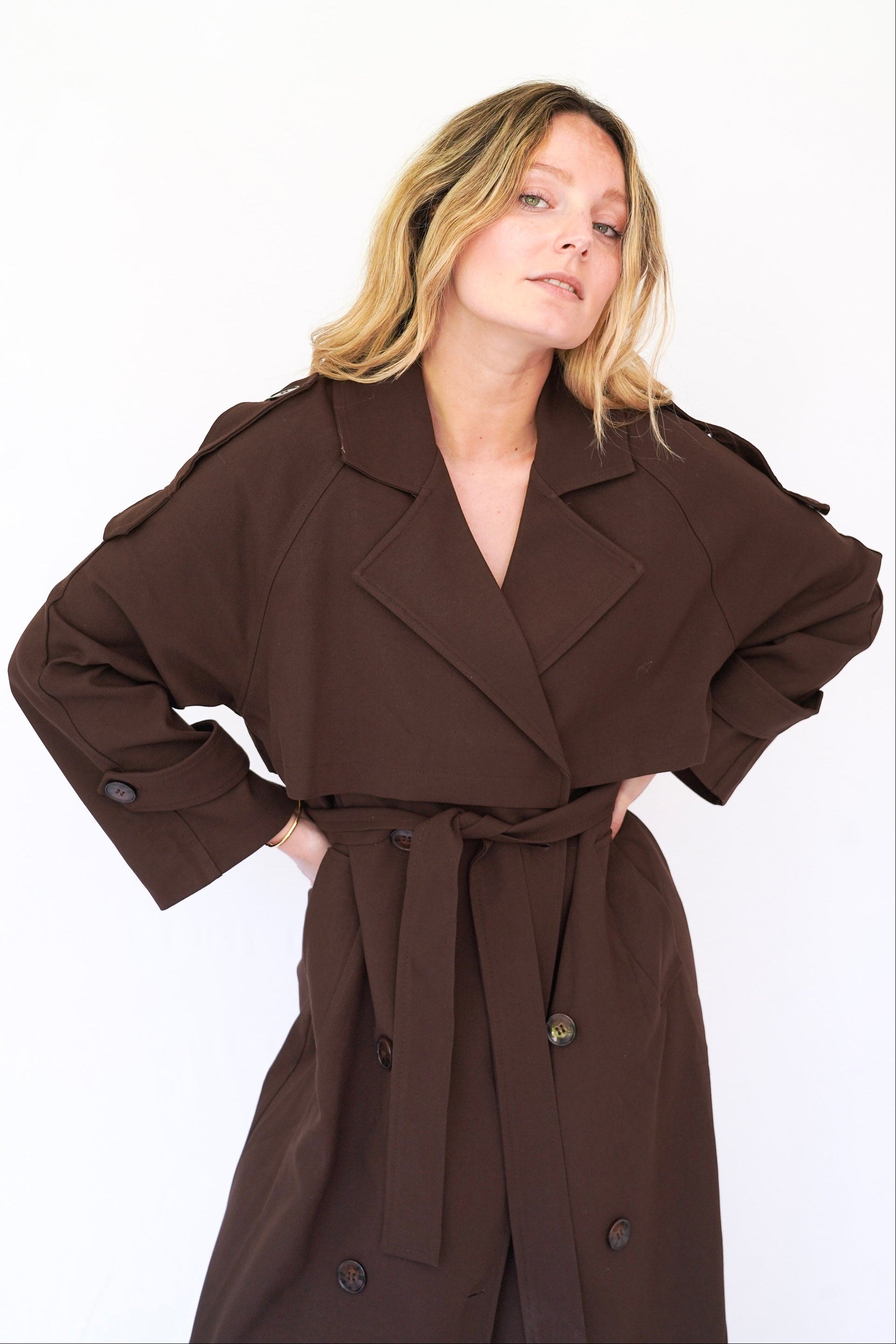 Abrigo trench chocolate