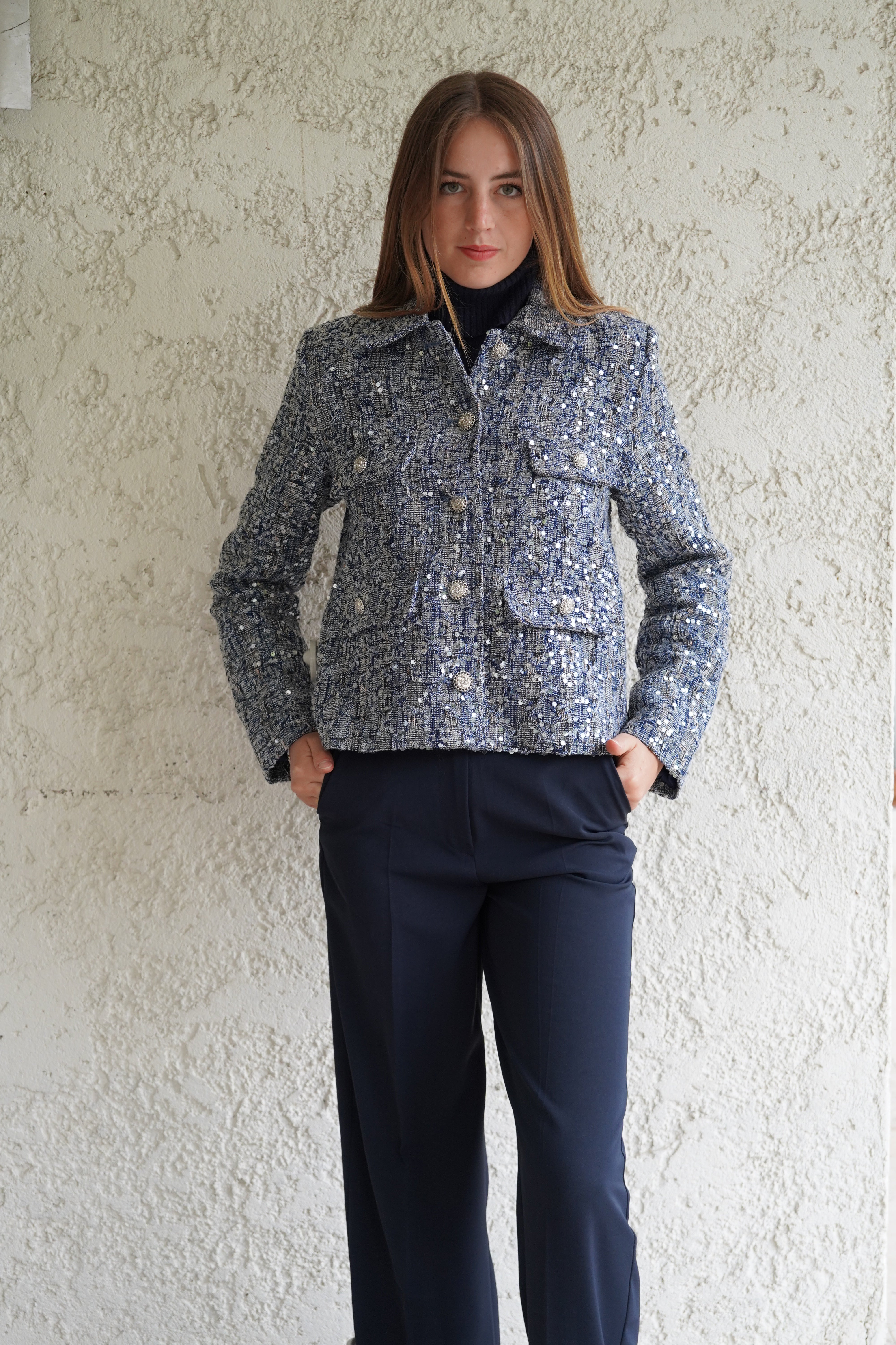 Chaqueta cuadrille azu con lentejuelas transparentes botones plateados