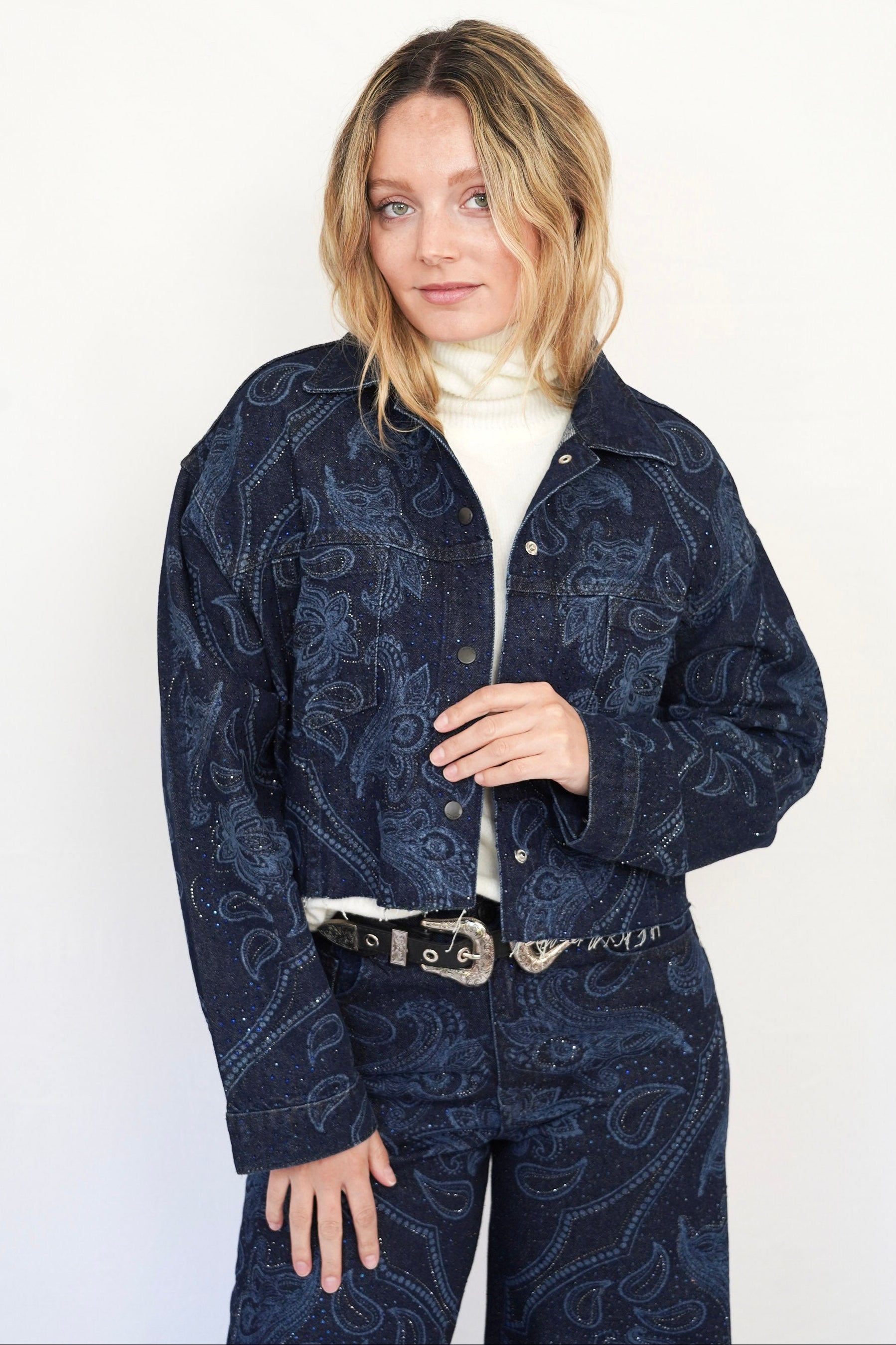 Chaqueta jeans estampado con brillos