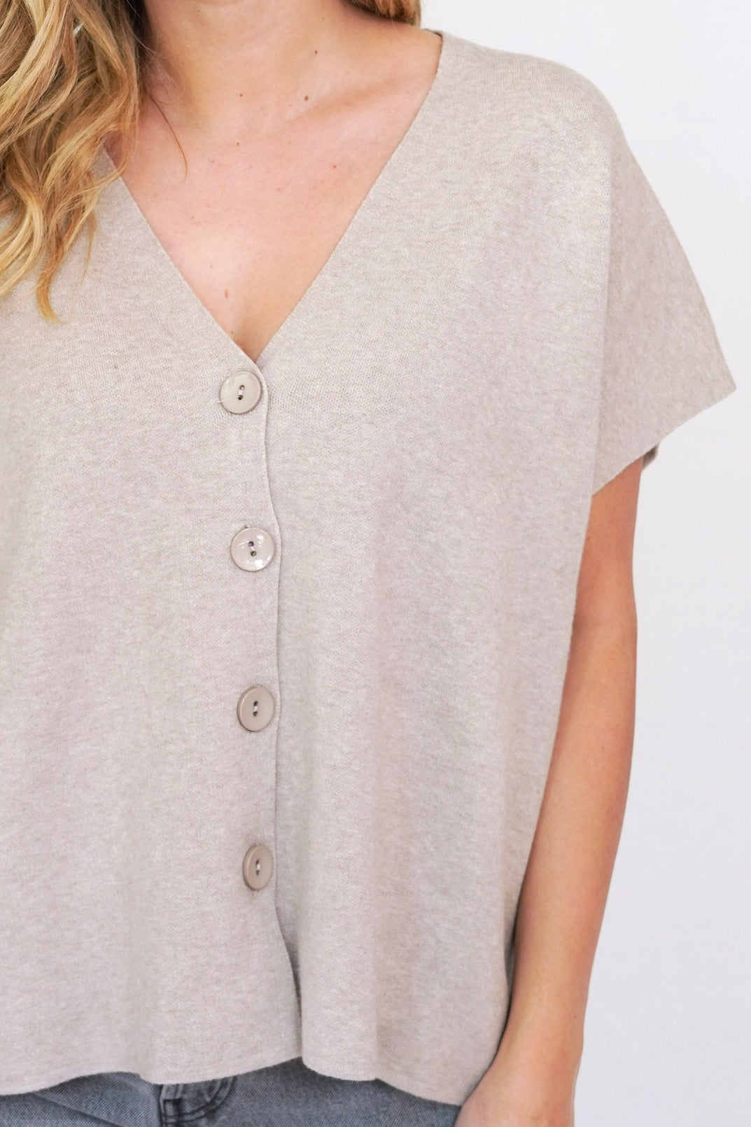 Chaleco cardigan taupé