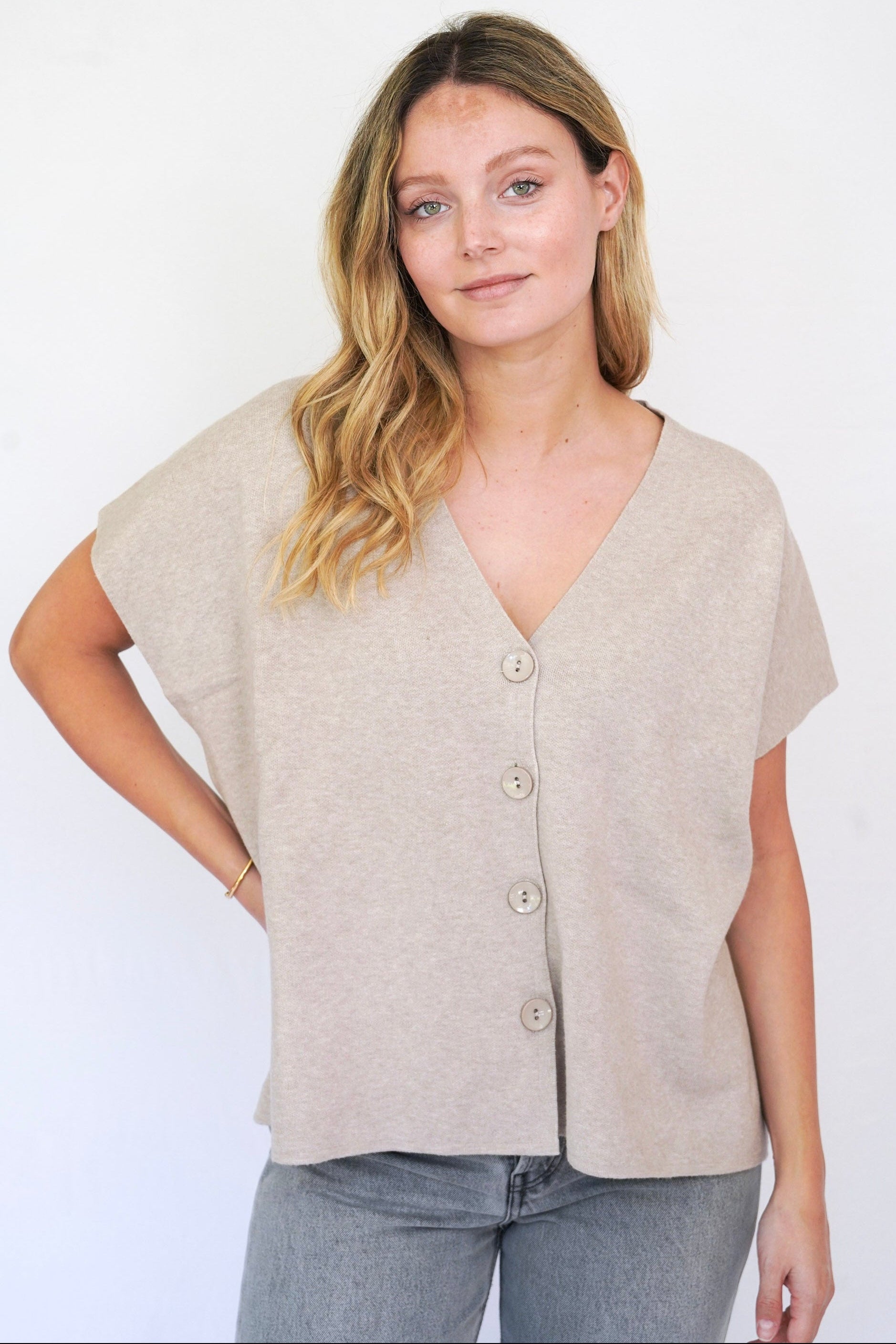 Chaleco cardigan taupé