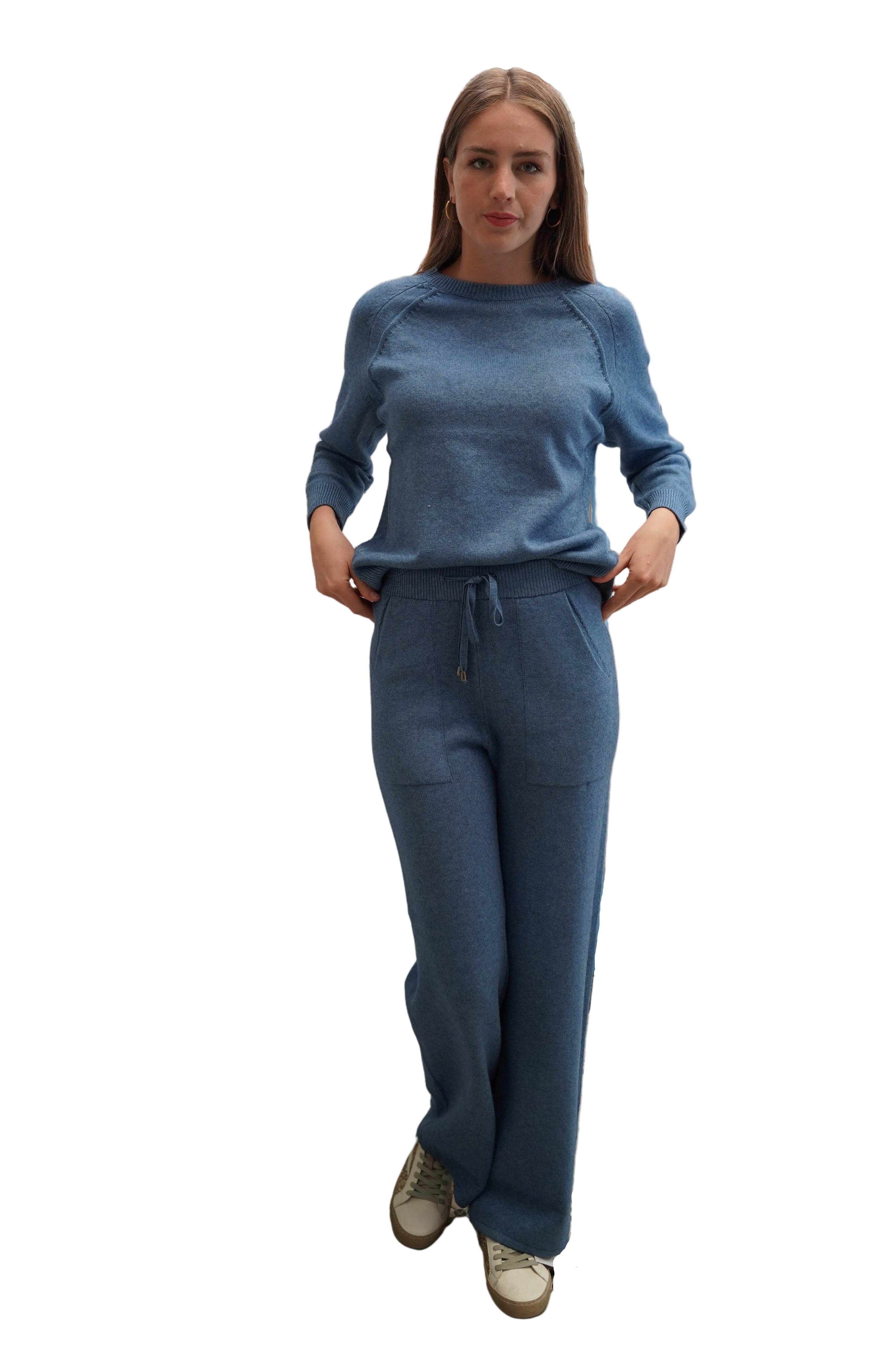 Conjunto azul acero chaleco cuello redondo pantalón cintura elasticada