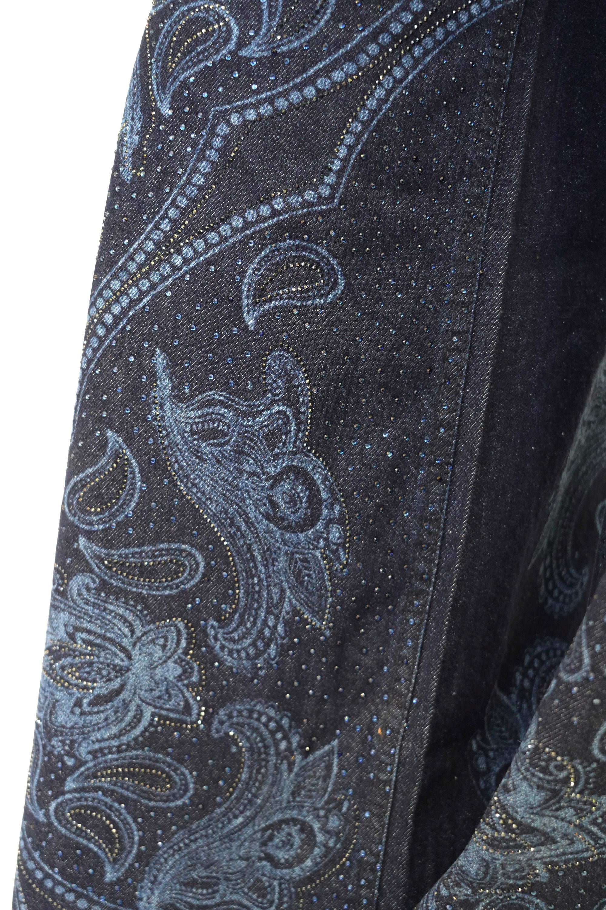 Pantalón jeans estampado con brillos